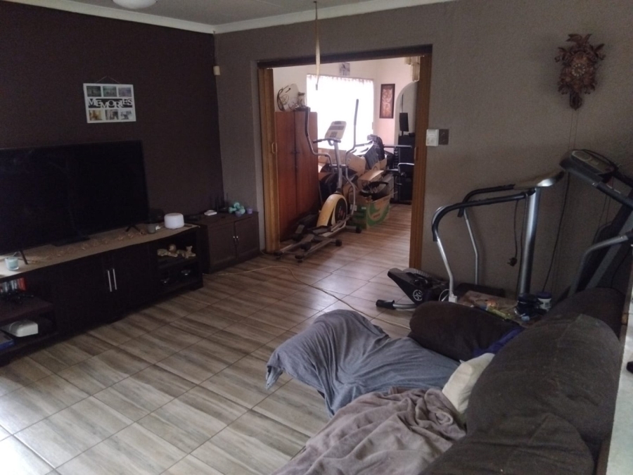 4 Bedroom Property for Sale in Stilfontein Ext 4 North West